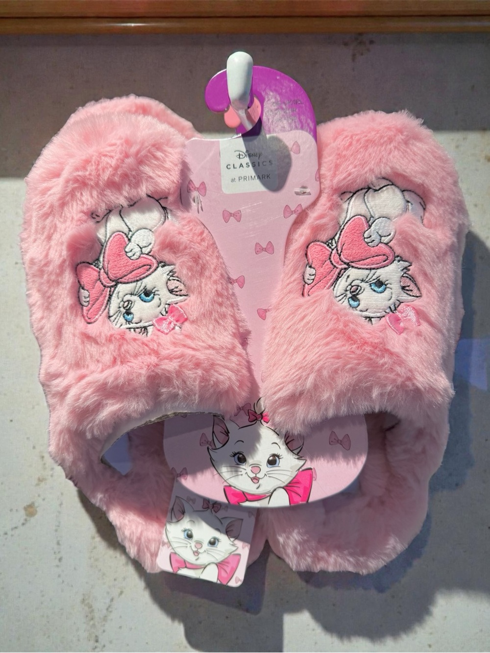 Disney’s The Aristocats Marie Slippers 7/8 US